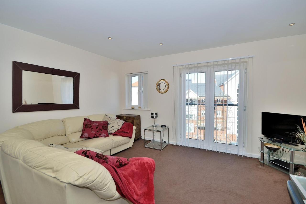 Racecourse Serviced Apartments Chester Bagian luar foto