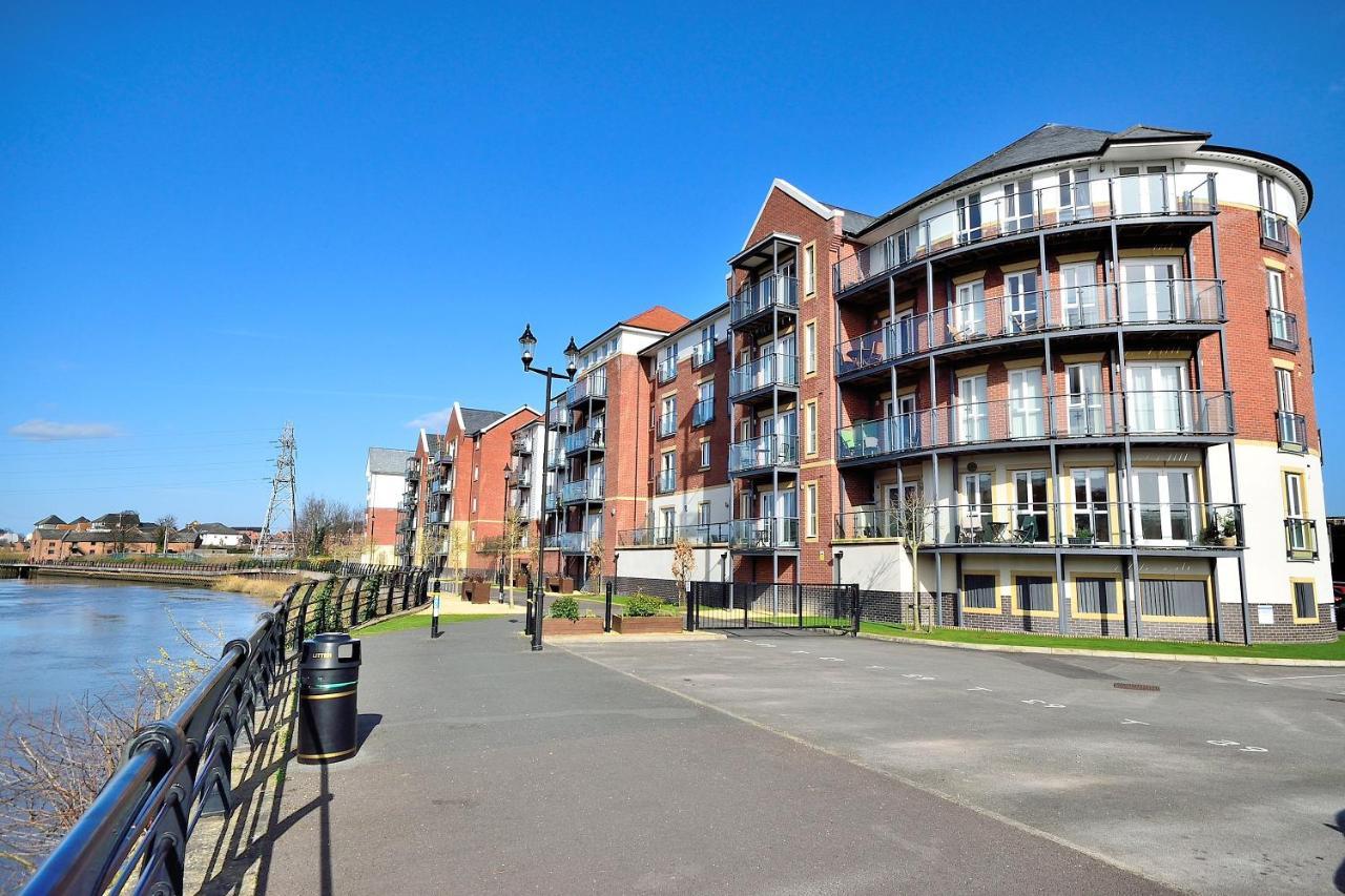 Racecourse Serviced Apartments Chester Bagian luar foto