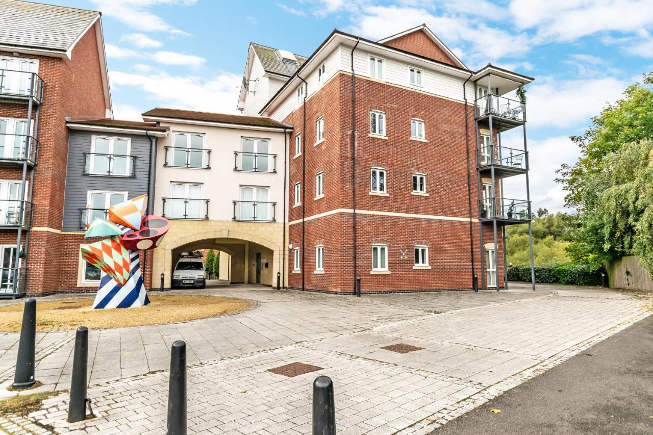 Racecourse Serviced Apartments Chester Bagian luar foto