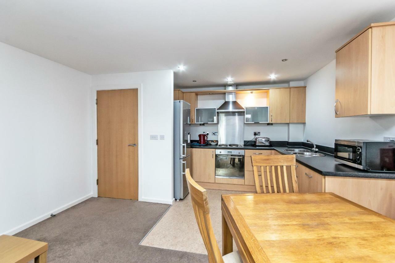 Racecourse Serviced Apartments Chester Bagian luar foto